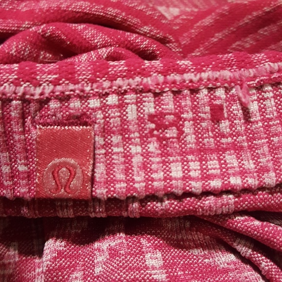 Lululemon Restless Pullover 8 Berry Rumble - Picture 7 of 7